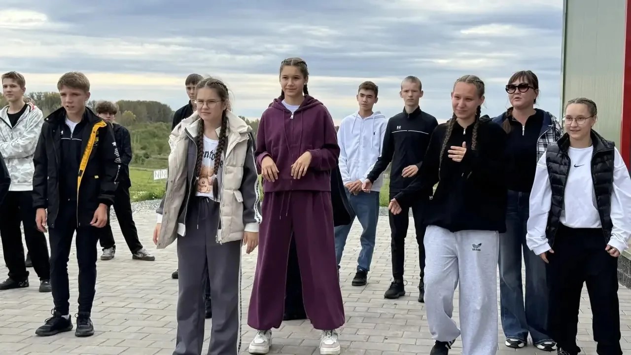 Делегация Оренбургской области прибыла на фестиваль! Дорога позади, а впереди новые знакомства, интересные испытания и множество ярких событий.