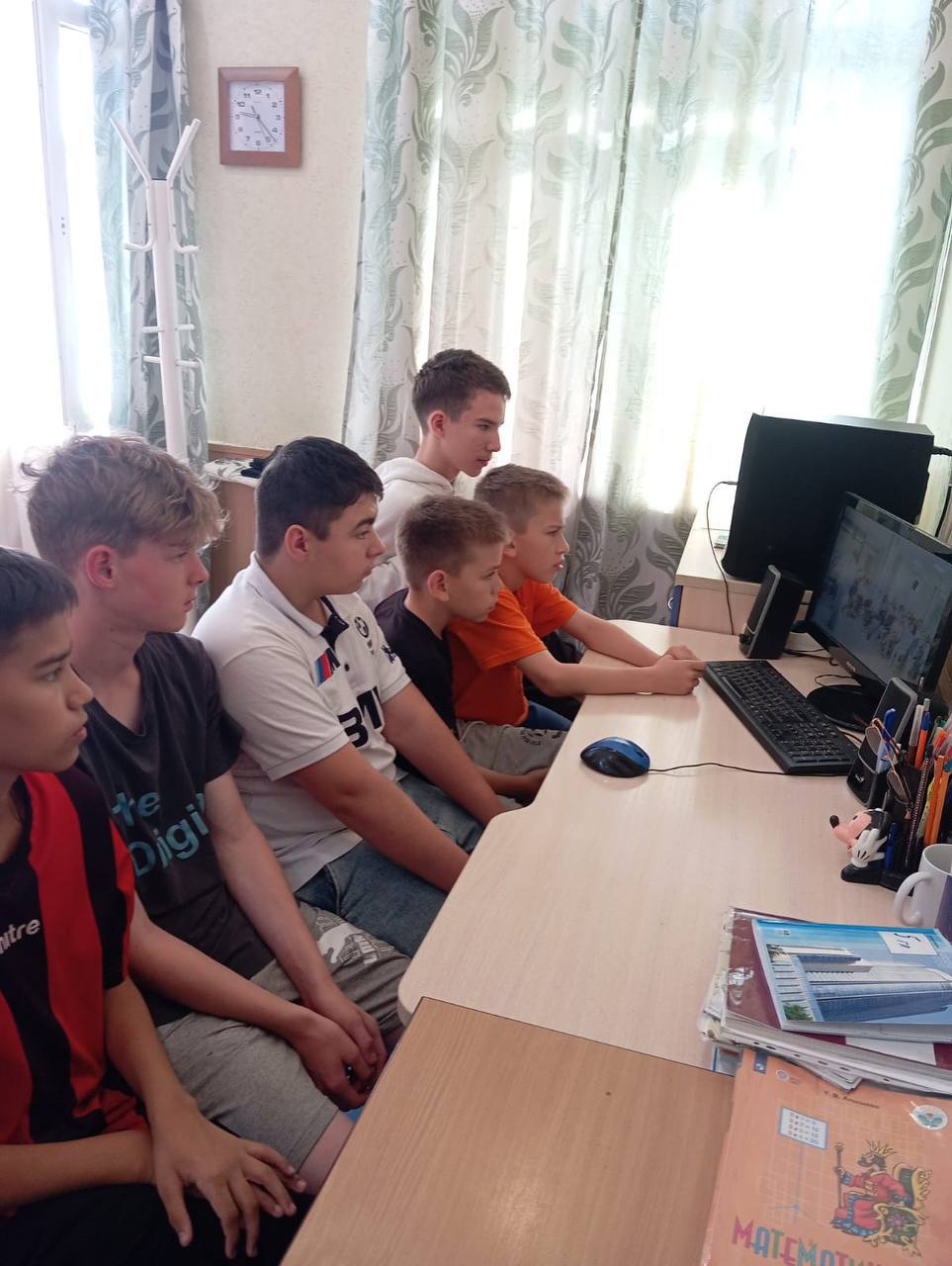 Народное голосование подходит к концу. К процессу присоединились регионы: