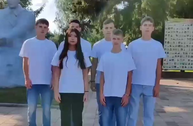 🧦  «Толстопятый» — и гордится!