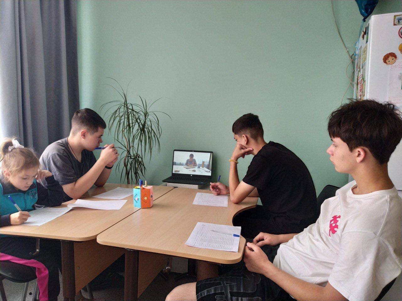 Друзья, вот и завершилось народное голосование за лучшие работы конкурса «МастерОК»! Теперь все регионы Приволжского округа приняли участие в этом важном и творческом процессе!