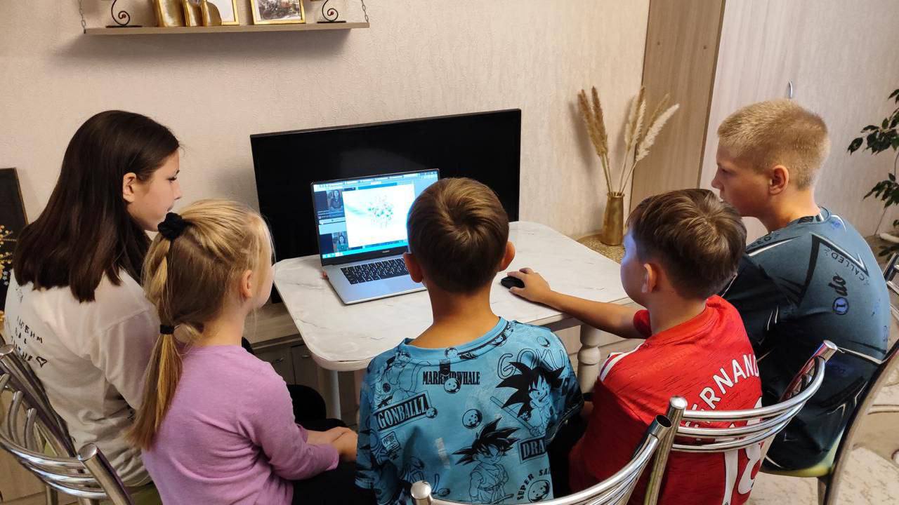 Народное голосование за лучшие работы конкурса «МастерОК» активно продолжается, несколько регионов уже определили фаворитов!